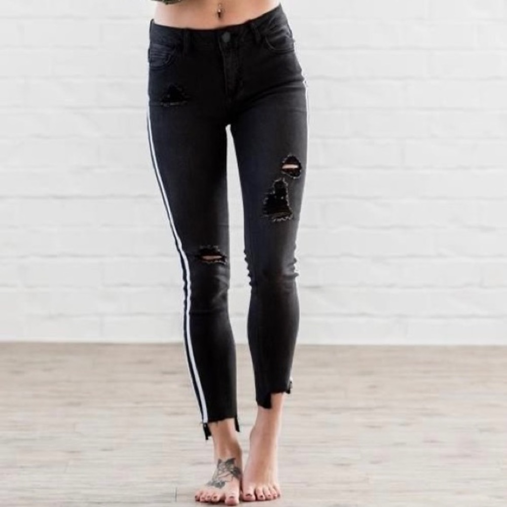 Boutique Ripped Fray Bottom Black & White side stripes Skinnies - Picture 2 of 14